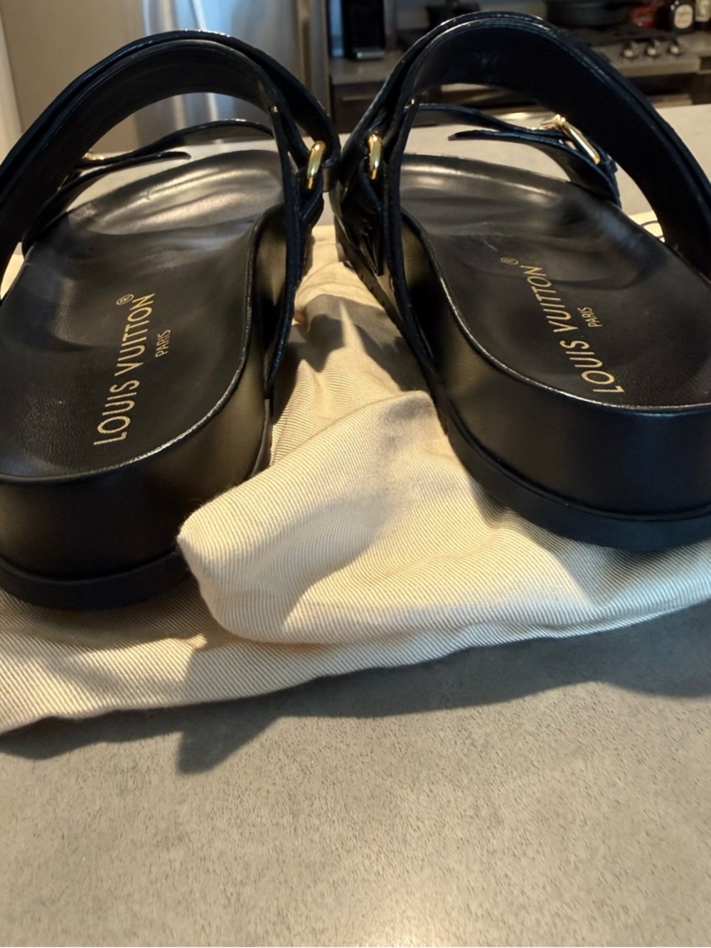 Bom Dia Flat Comfort Mule Black EU 38.5 Louis Vuitton LV - Picture 13 of 15